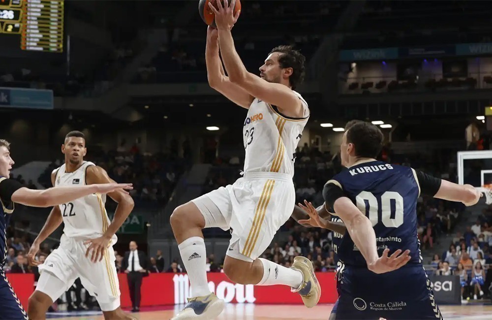 REAL MADRID 106 - 92 UCAM